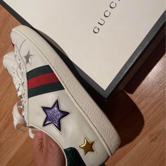 Gucci Ace Sneakers with Stars - Picture 2 of 6
